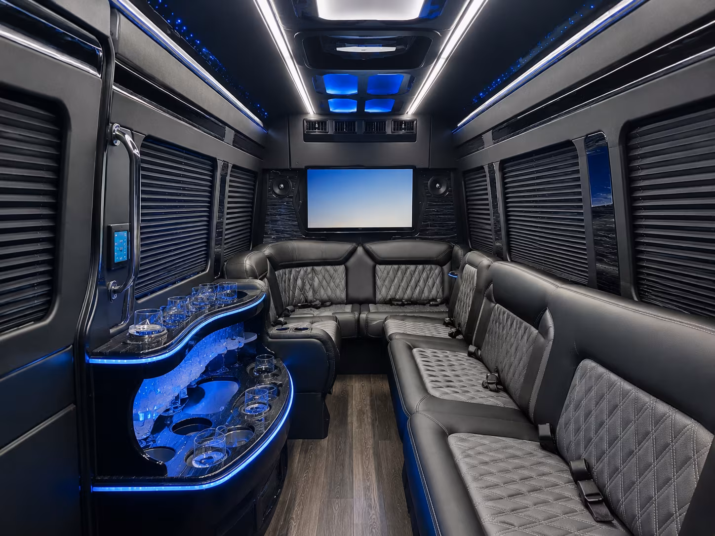 shuttle guests to serenbe and chattahoochee hills wedding venues